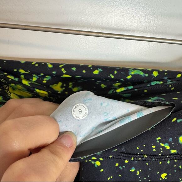 Lululemon Base Pace High-Rise Running Tight 25” Navy Sparks Fly Multi Nulux 6 - Picture 5 of 7